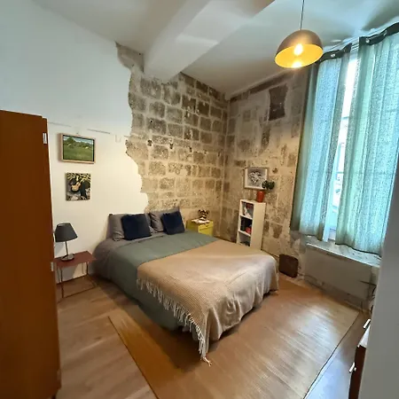 Chic Renovation Of Medieval Monastery Apartman *